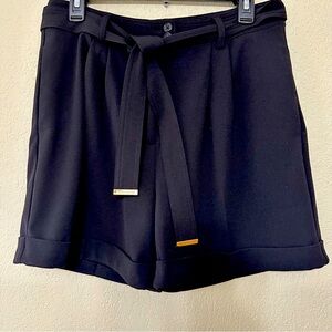 Anne Klein Size 8 Black Dressy Shorts Accent Belt In-Seam Pockets
